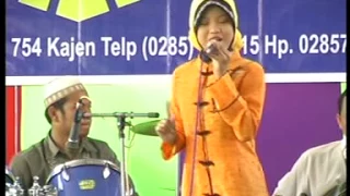 Download TAMAN SURGA ( COVER ) ORKES QOSIDAH AL FAJRU - MTSM KAJEN 2009 MP3