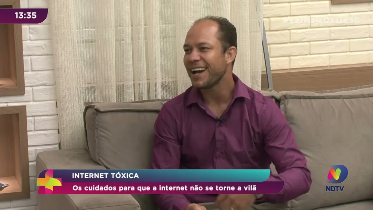 Psicólogo dá dicas para evitar que a internet se torne uma vilã na educação dos filhos