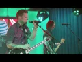 Frankie Ballard Performs "Young & Crazy"