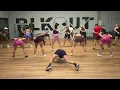 SENTA KAROL - Aula de FitDance | INSTRUTOR | Cálix Garrido 