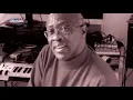 Download Lagu Working with Om Alec Khaoli - EP1