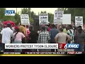 Tyson Foods workers rally at Joslin plant protesting mass layoffs
