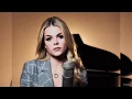 Download Lagu Unfaithful - Rihanna (Cover By: Davina Michelle)