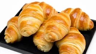 YEAST ROLL BISCUITS!. 