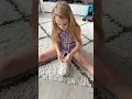 Teach your kids how to tie a shoelace in 30 seconds