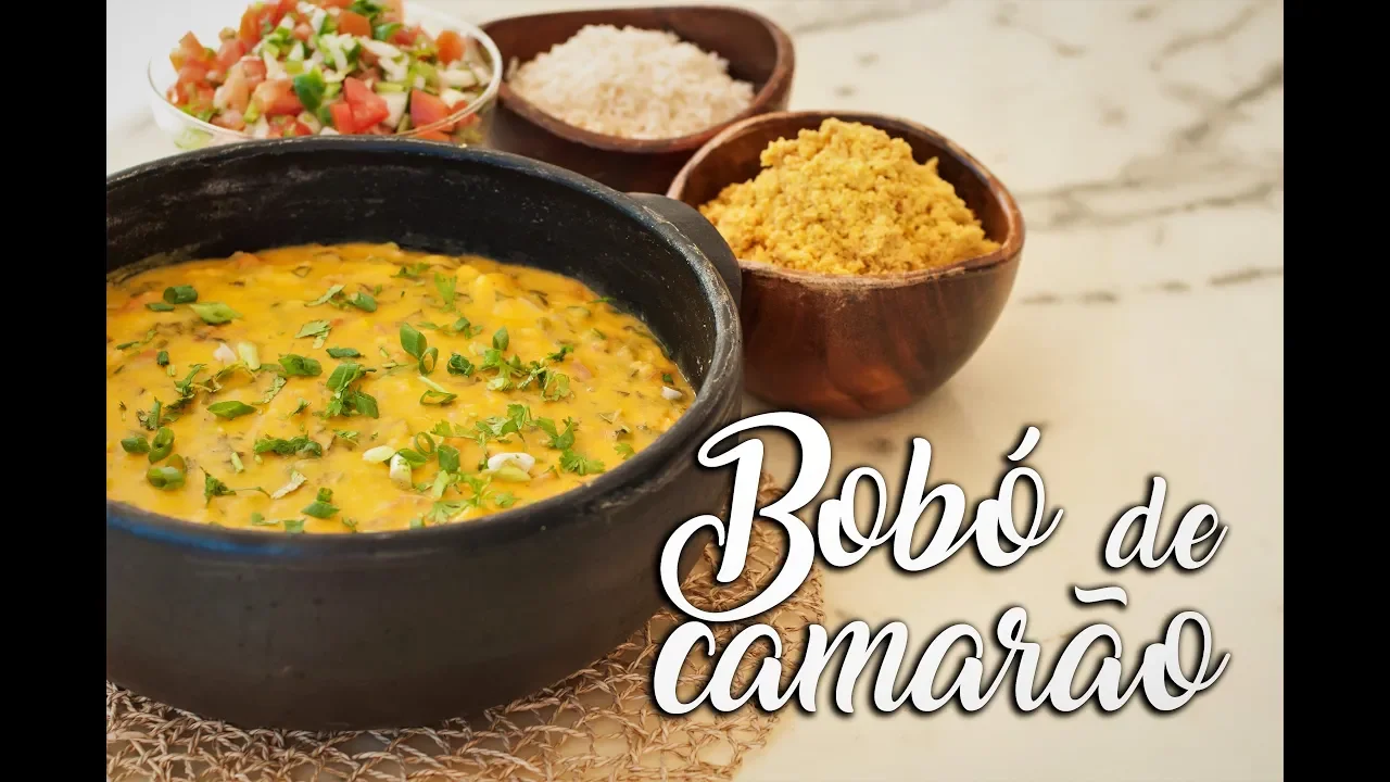 BOBÓ DE CAMARÃO leva azeite de dendê, leite de coco e coentro | Moacir Santana | Funcionário do Mês. 