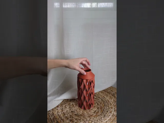 INTRI Collection - Vase01 video thumbnail