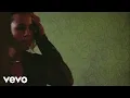 Download Lagu Neneh Cherry - Woman