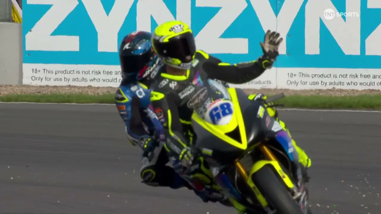2026 Quattro Group British Supersport - RD10 - Donington Park - Feature Race highlights