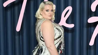 Felicity Hayward size Curvy Fashion Model - Wiki Biography Lifestyle