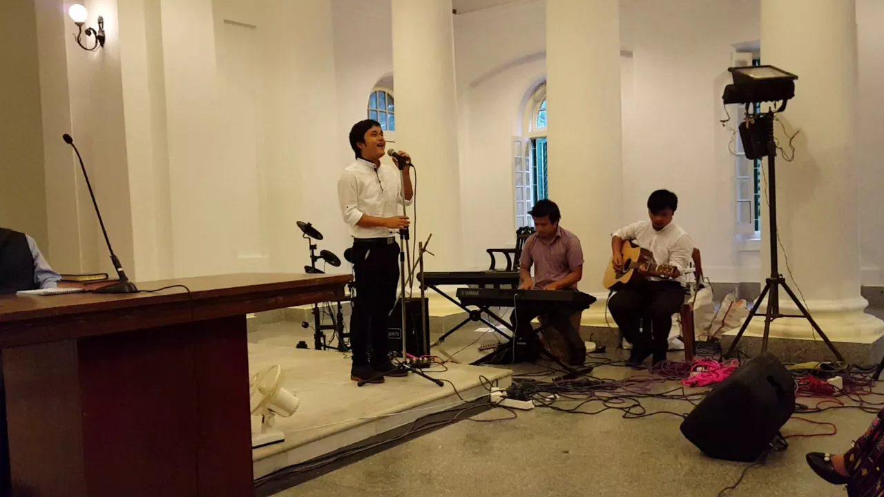 Andrew- Nunna Thar (New Version) @Rimawi Kutpui, Kolkata