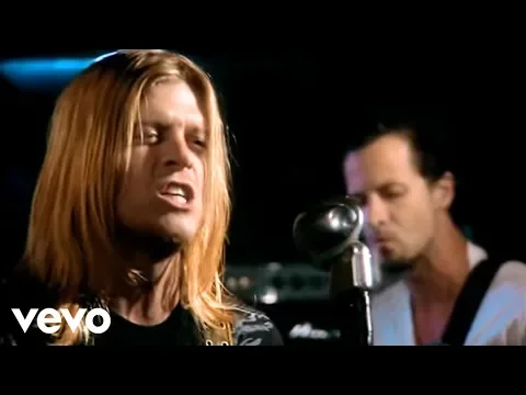 Download MP3 Puddle Of Mudd - Psycho (Official Video)