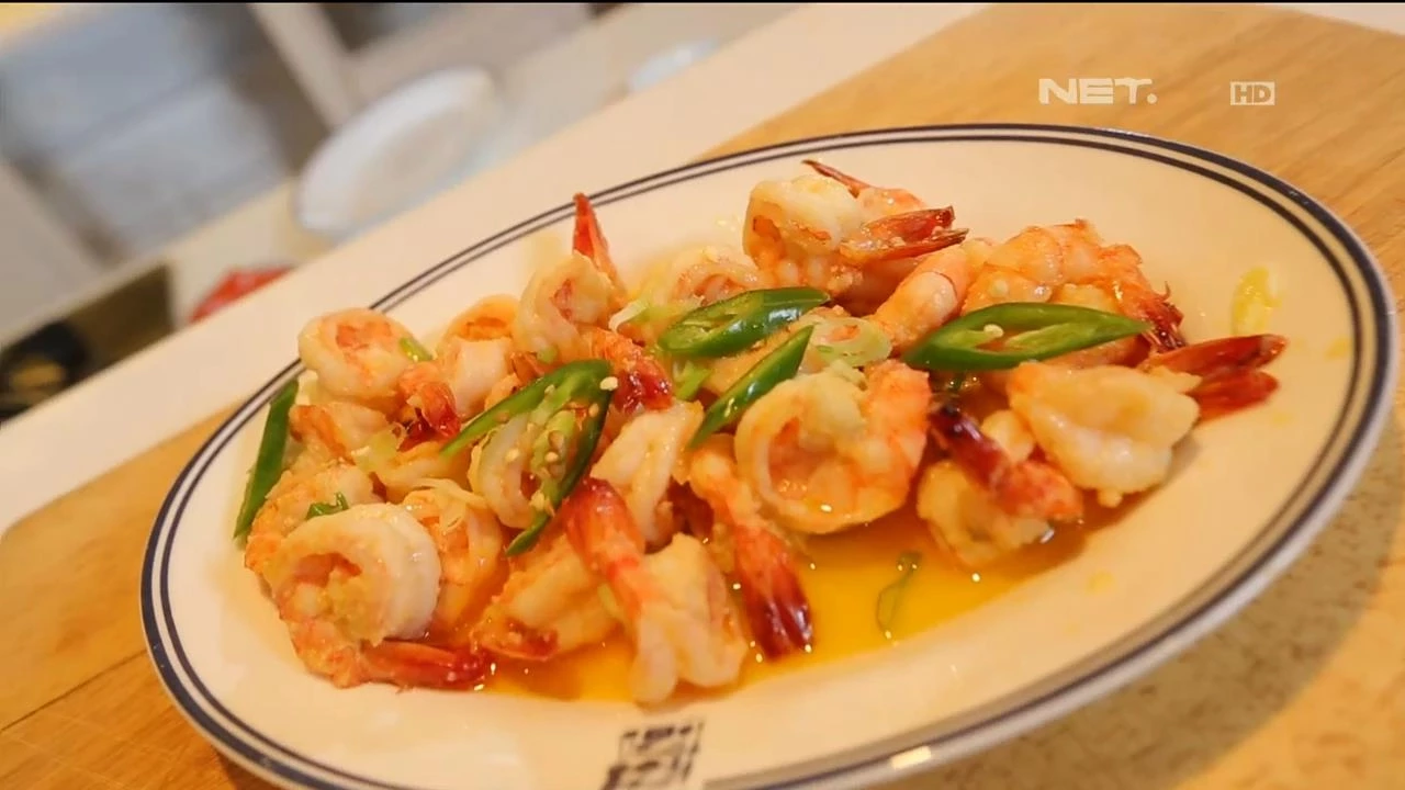 Assalamu'alaikum, video kali ini saya akan membuat udang tepung crispy saus asam manis ala restoran . 