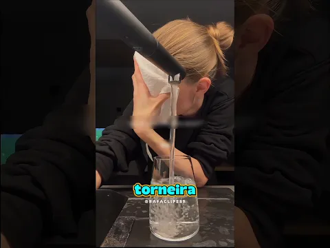 Como os cegos sabem que está cheio?! 😦💧