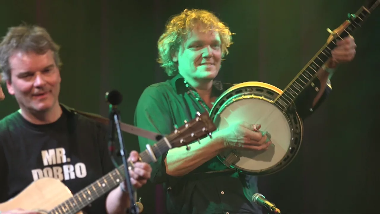 The Bottle For Myself - The Tennessee Studs with friends