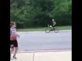 Download Lagu HEY LADIES KID THROWS BASKETBALL AT GIRL ON BIKE - HILARIOUS 2015 COMEDY VINE LMAO
