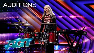 17 Year Old Mia Morris Delivers An Original Audition As A One Woman Band AGT 2022 