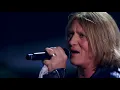 Def Leppard perform "Photograph" at the 2019 Rock & Roll Hall of Fame Induction Ceremony