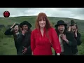Florence + The Machine   Everybody Scream Official Music Video Tradução