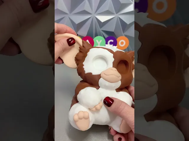 Gizmo video thumbnail