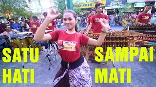 Download Enak Guys! SATU HATI SAMPAI MATI Angklung Carehal Jogja Performance (Angklung Malioboro)Thomas Arya MP3
