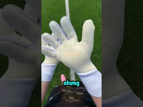 Bí Mật Đằng Sau Đôi Găng Tay Dính Như Keo Của Thủ Môn 😳