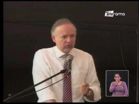 Se cumplirán trámites para pago de deuda con el IESS