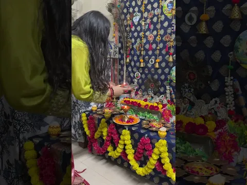 Krishna ji ki aarti 😱 #trending #krishna #bhagwan #shorts #viral #radhakrishna #reels #aarti