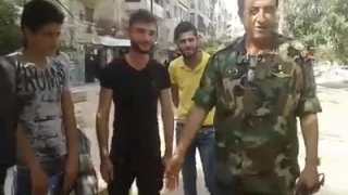 اللواء زيد صالح يتحدث مع الشباب ويدعوهم لخدمة الوطن والعلم 