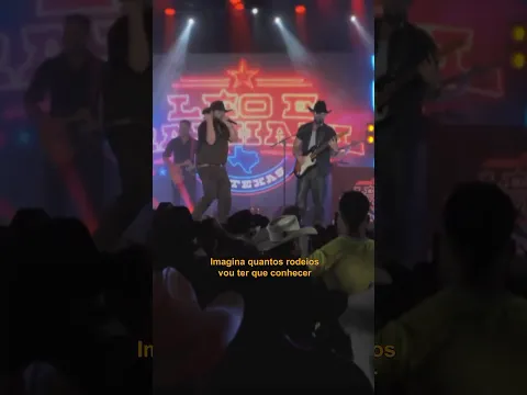 Não tinha lugar melhor no mundo para gravar esse clipe. Já escutou ‘Pra Te Esquecer’ hoje? 🤠🤎