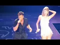 Taylor Swift & Ricky Martin - Livin' la Vida Loca (Live on The 1989 World Tour)
