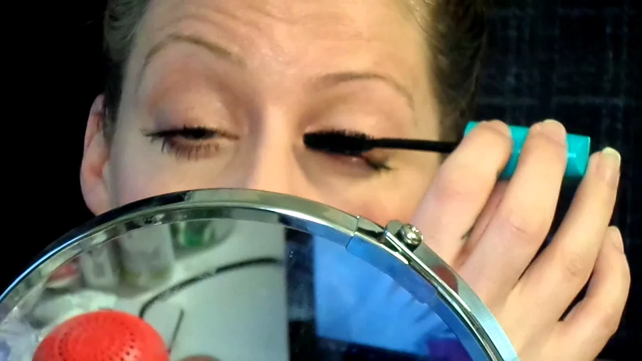 Review&Demo ~ Maybelline Mega Plush Mascara