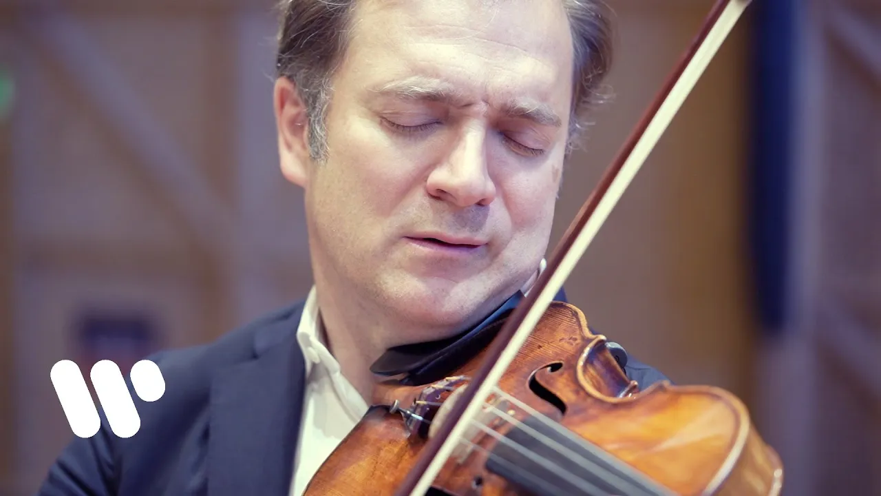 Renaud Capuçon plays Charlie Chaplin's "Smile" (from Modern Times) Renaud Capuçon plays Charlie Chaplin's "Smile" (from Modern Times)