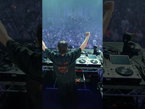 Wonderwall energy at Creamfields 🙌🏻 #dimitrivegaslikemike #electronicmusic #creamfields