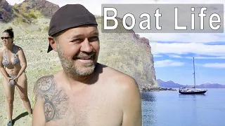 Enjoying the Beach: Boat Life