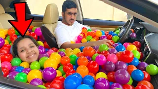 مقلب الكرات الملونة في سيارة بابا   ردة فعله ضحك                                          دندنها