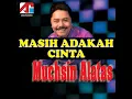 Senyum Membawa Luka - Meggi Z