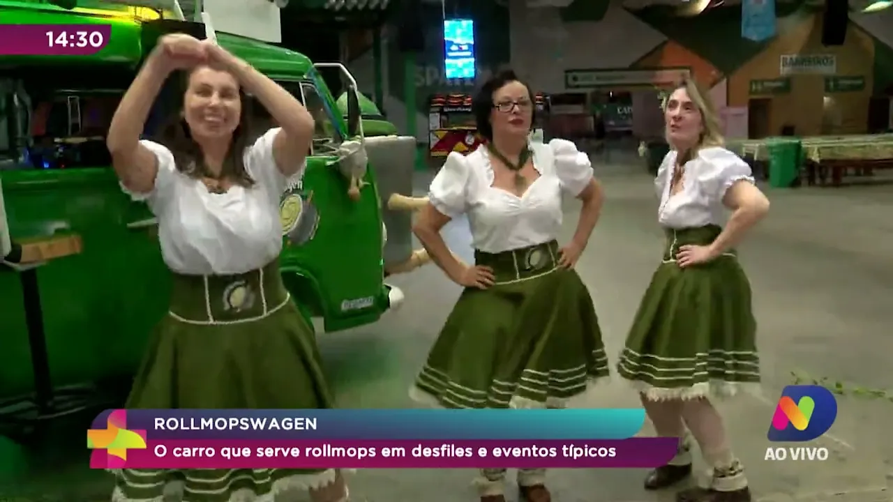 Rollmopswagen: o carro que serve rollmops em desfiles e eventos típicos