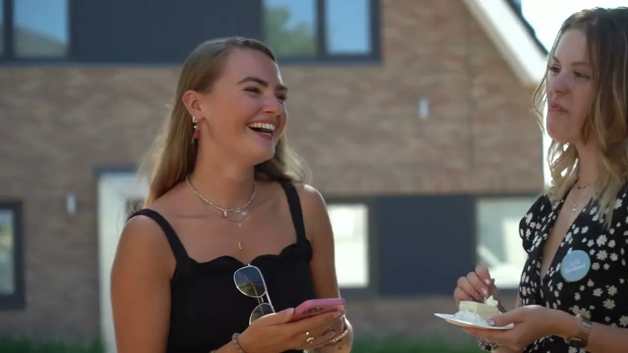 Hello Zeeland atmosphere video — for guests and owners