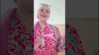 الشابة جميلة تبدع في غنيات من قاع الخابية 