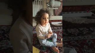 دختر شیرین زبون 