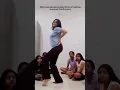 Download Lagu Kela ke tham par | dono hath fera dono bum par dance💃#shorts #viral #dance #ytshorts #shortsvideo