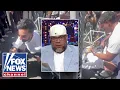 Download Lagu ‘Gutfeld!’ roasts Mamdani’s bench press 'fail' in NYC