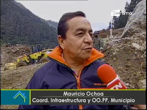 Trabajos de retiro de material y evacuación de personas afectadas por el aluvión en Sayausí