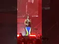 Asake performs 'FUJI VIBE' for the first time at his SOLD OUT 02 Arena 🇬🇧 show