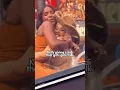 Download Lagu Kelly Rowland en Cardi B beleven een zoet moment tijdens de Beyoncé-show in Parijs