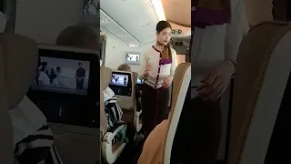 Holiday Time طيران الاتحاد أحسن سرفس 