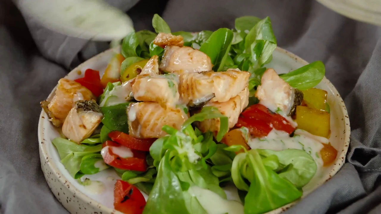 Niemand produziert mehr Lachs als die Norweger - wir schauen uns die Zuchtstation und die Produktion. 