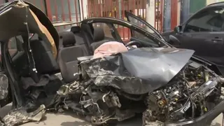 ¡Aparatoso accidente en Vía Expresa! Auto vuelca y conductor queda con pronóstico reservado