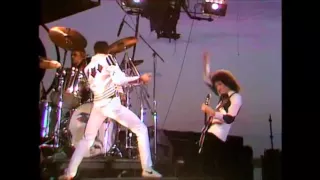 Download Queen - The Hero/We Will Rock You (fast version) Live at the Bowl 1982 MP3